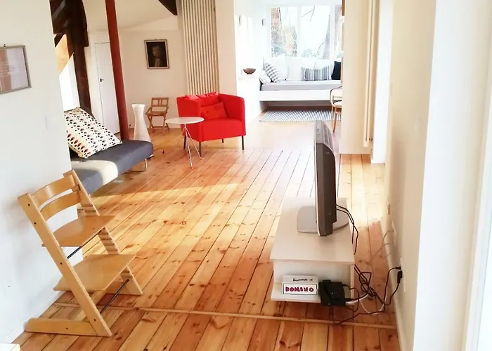 Bindow Semesterbostad