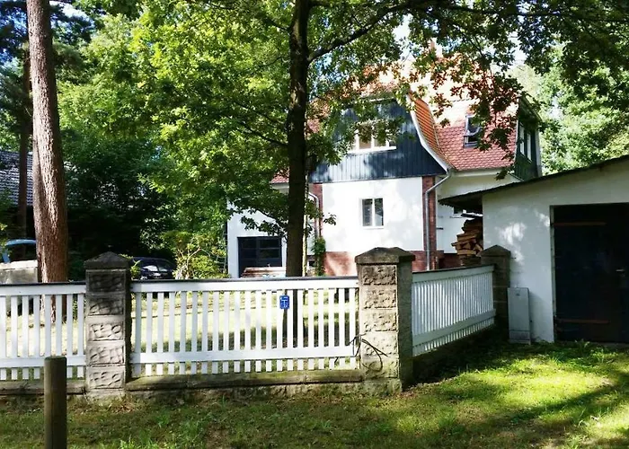 Semesterbostad Bindow *